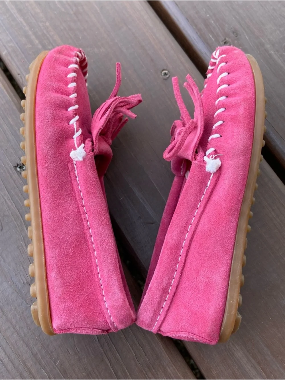 Minnetonka Kids Pink Suede Fringe Moccasins💗